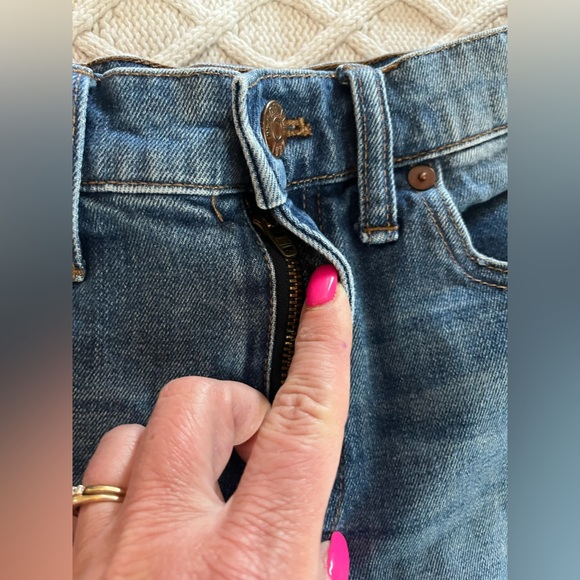 Madewell Medium Wash Denim Cuffed Shorts Women’s Size 26 - Picture 8 of 12